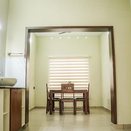 Zennova Furnished Apartment Alappuzha Exterior foto